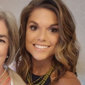 Meet your Posher, Riley